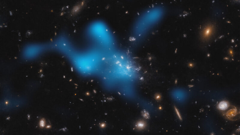 Astrônomos veem o surgimento de um aglomerado de galáxias da época em que o Universo nasceu