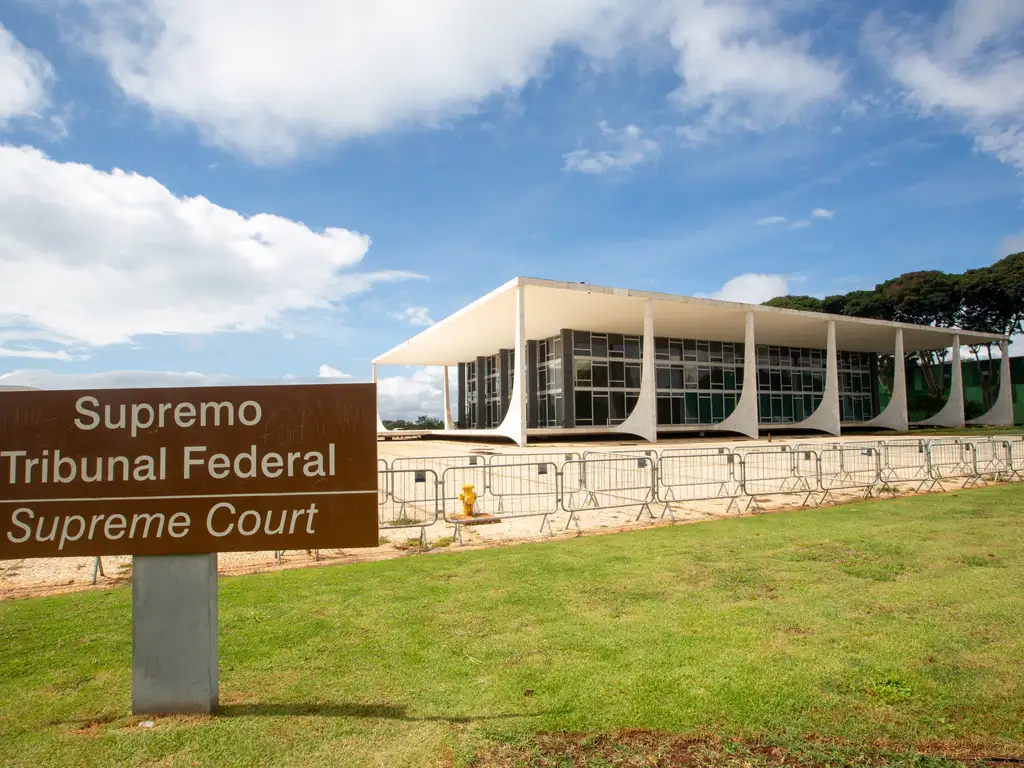 Concurso limita ingresso de mulheres e STF suspende chamada de aprovados