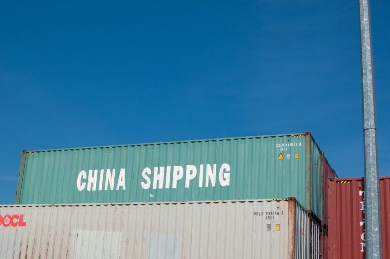 Dos dez maiores portos do mundo, sete estão na China e nove na Ásia