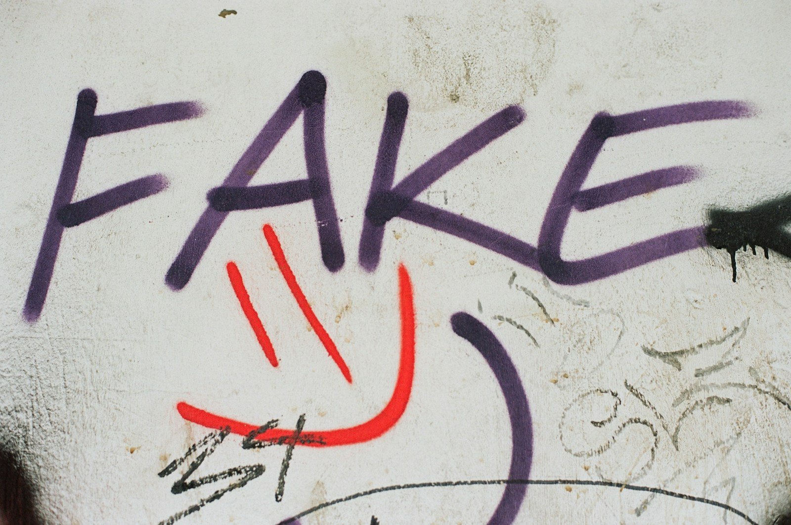 Fraudes com deepfake crescem 822% no Brasil; incidentes são cinco vezes mais frequentes do que nos EUA