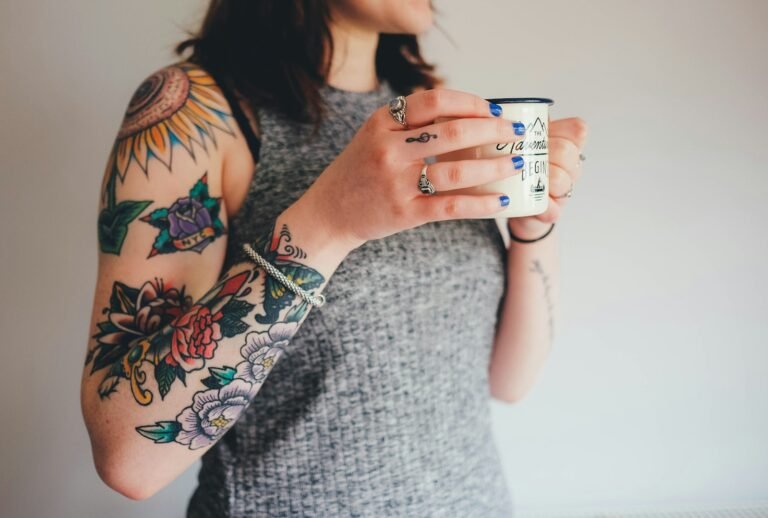 Tatuagem. Ciência não encontra ligação da prática com câncer, mas a conclusão não é definitiva
