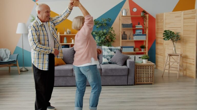 Estudo em revista internacional sugere incluir a dança na política de saúde pública para idosos